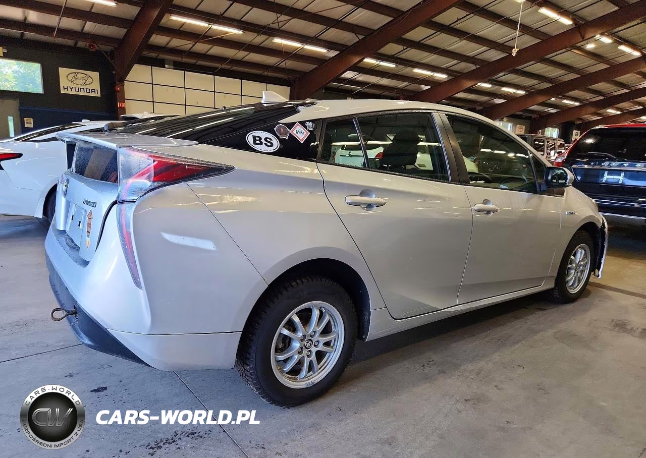 2017 Toyota Prius Two VIN:JTDKBRFU8H3550168 - 3