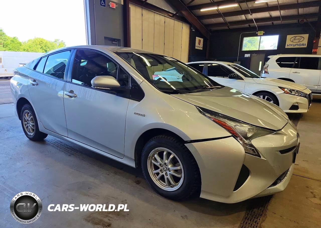 2017 Toyota Prius Two VIN:JTDKBRFU8H3550168 - 4