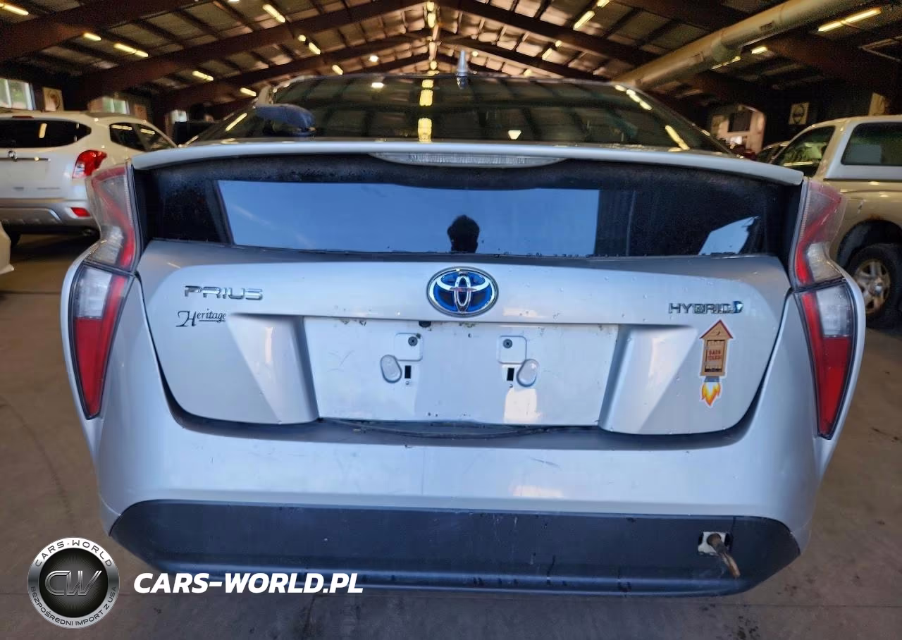 2017 Toyota Prius Two VIN:JTDKBRFU8H3550168 - 6