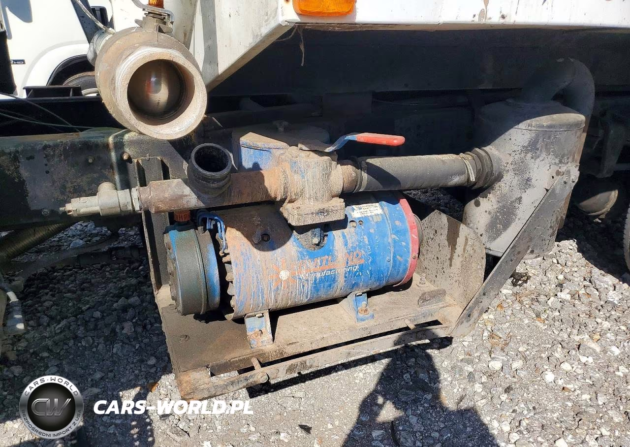 2000 Freightliner Fl70 Septic Truck VIN:1FV6H6BA8YHG03651 - 9