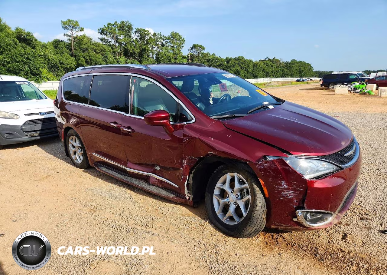 2019 Chrysler Pacifica Touring L VIN:2C4RC1BG9KR746504 - 4