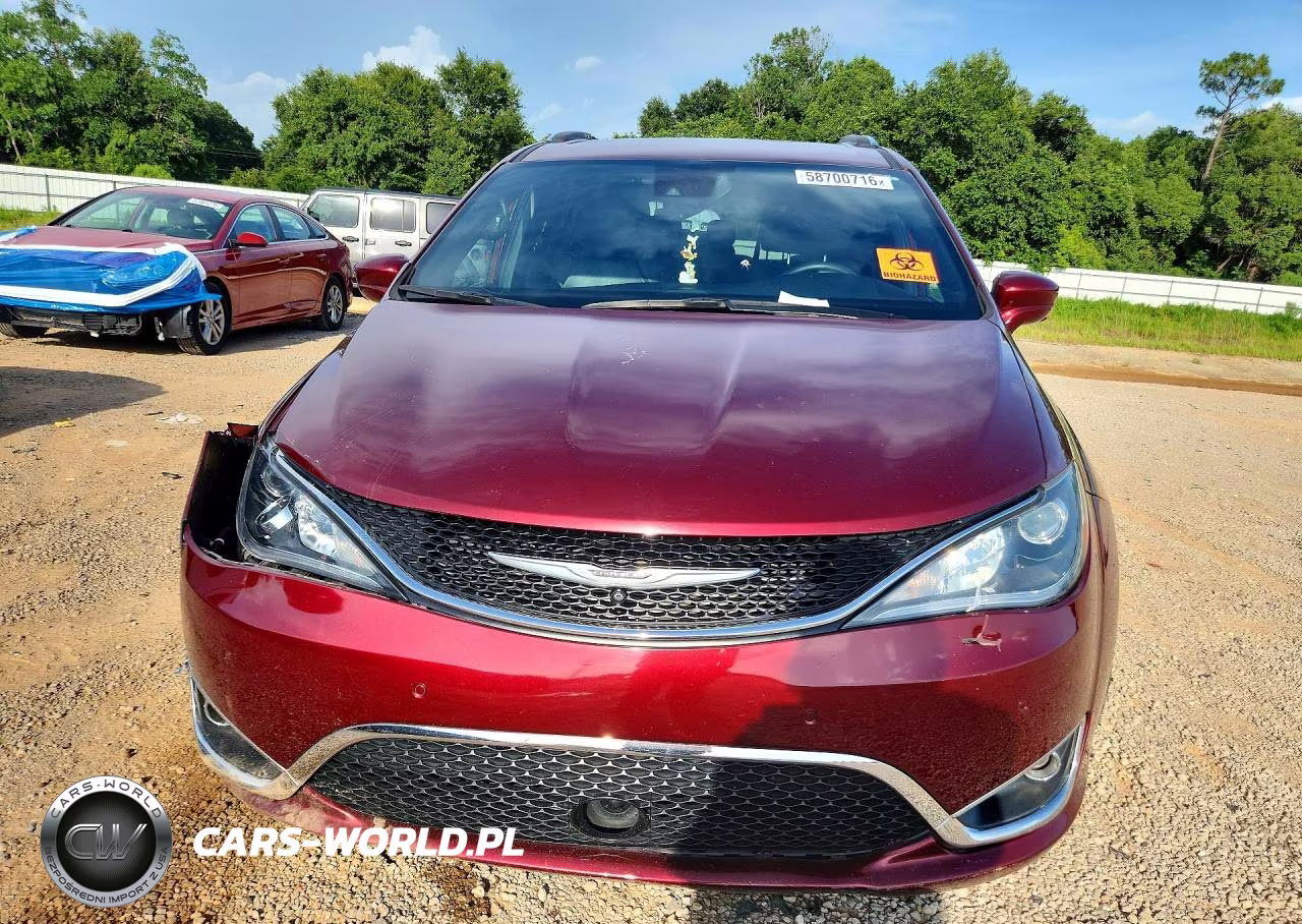 2019 Chrysler Pacifica Touring L VIN:2C4RC1BG9KR746504 - 5