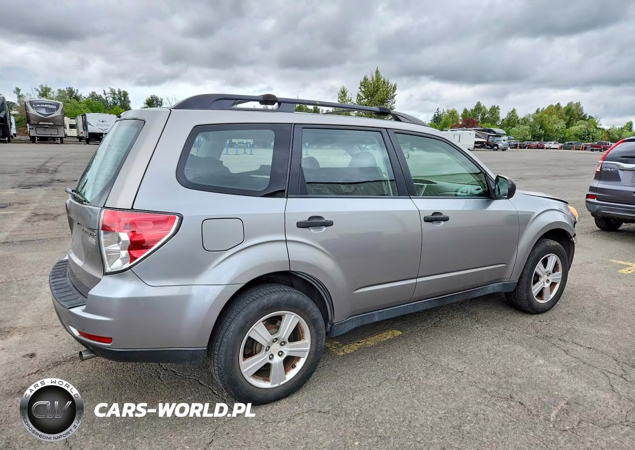 2011 Subaru Forester 2.5X VIN:JF2SHABC0BH777833 - 3