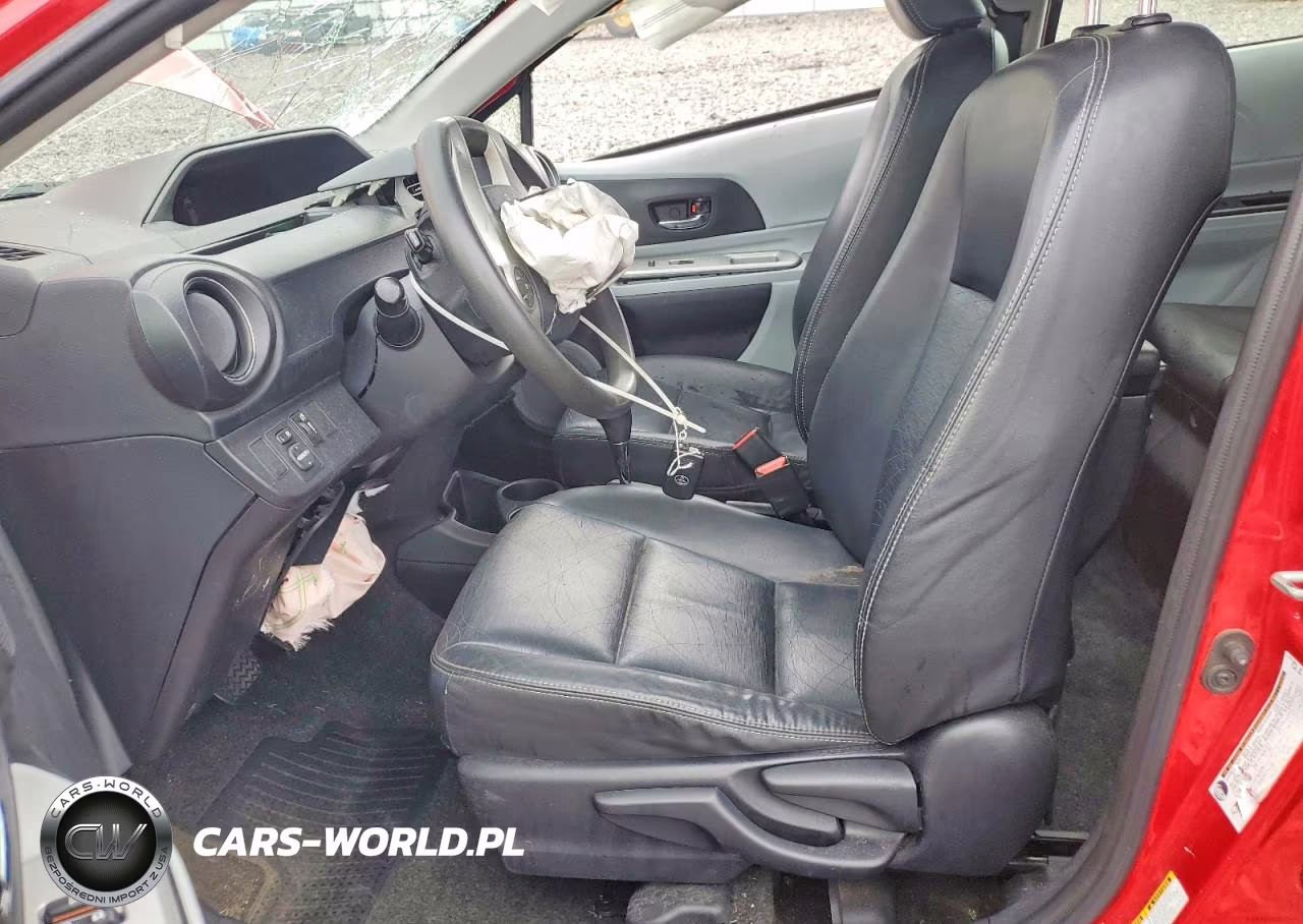 2012 Toyota Prius Three VIN:JTDKDTB38C1008898 - 7