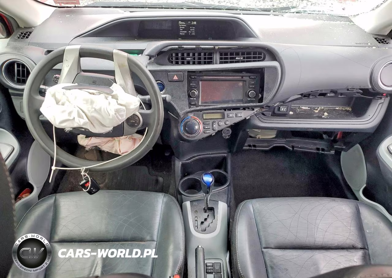 2012 Toyota Prius Three VIN:JTDKDTB38C1008898 - 8