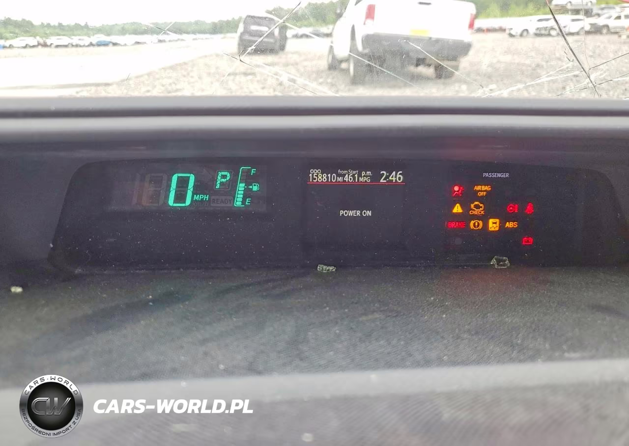 2012 Toyota Prius Three VIN:JTDKDTB38C1008898 - 9