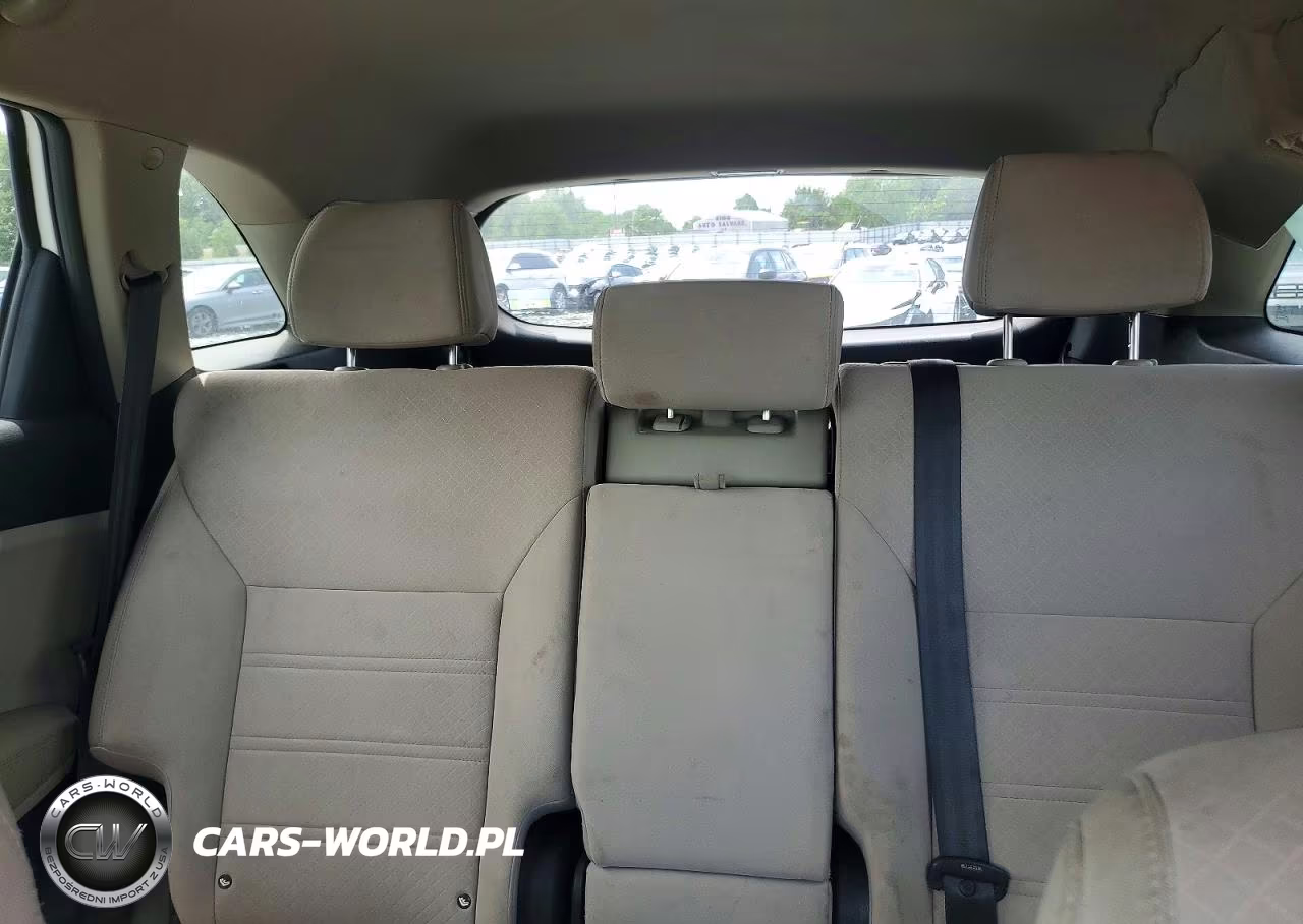 2018 Kia Sorento Lx VIN:5XYPG4A37JG388186 - 10