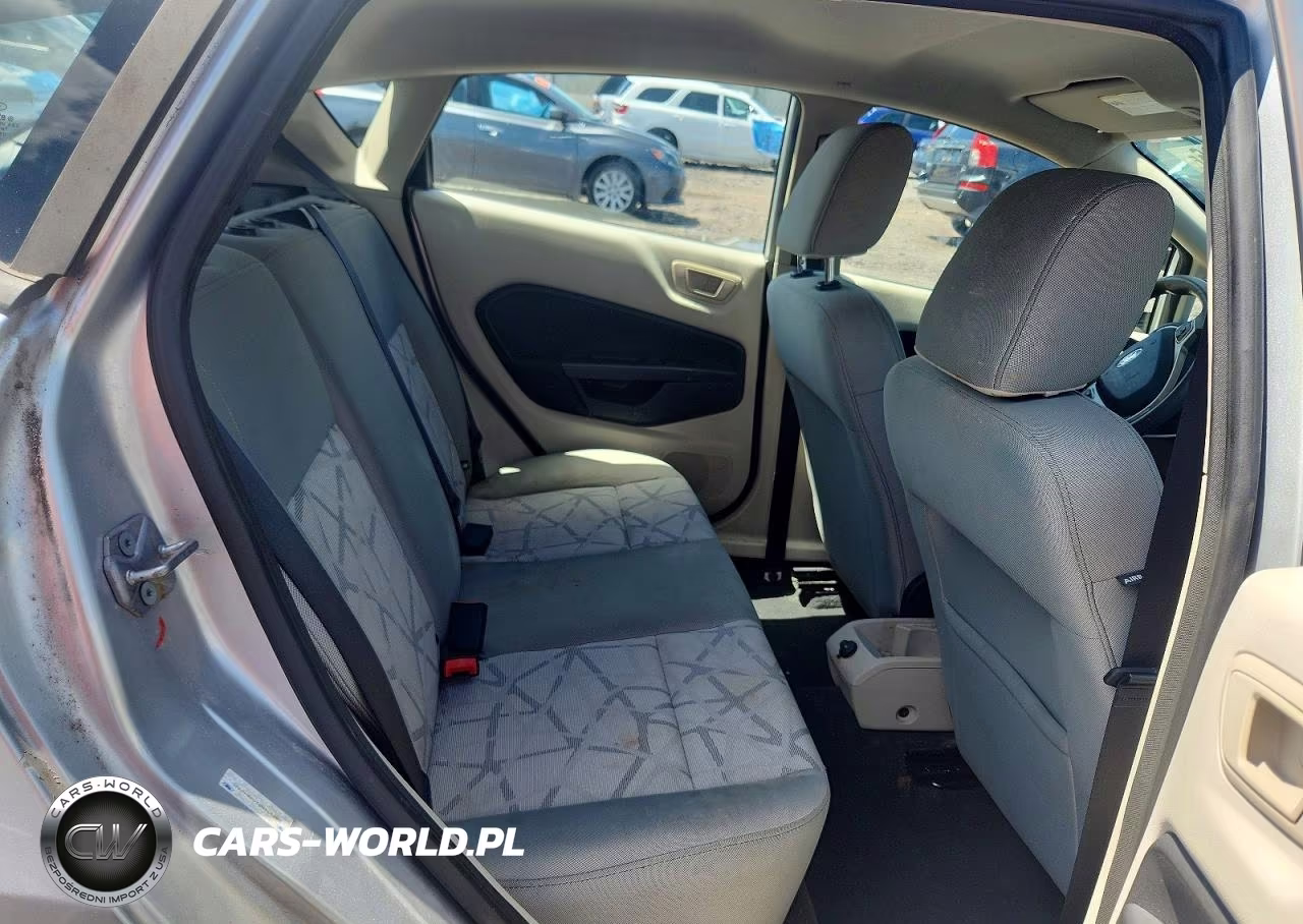 2011 Ford Fiesta Se VIN:3FADP4EJXBM164285 - 10