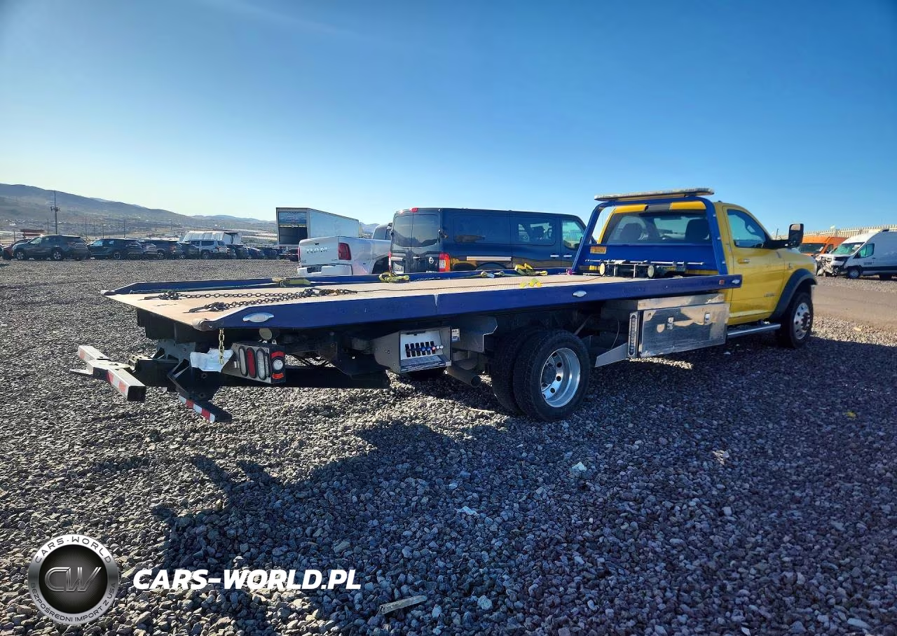 2019 Ram 5500 VIN:3C7WRNDL0KG599534 - 3