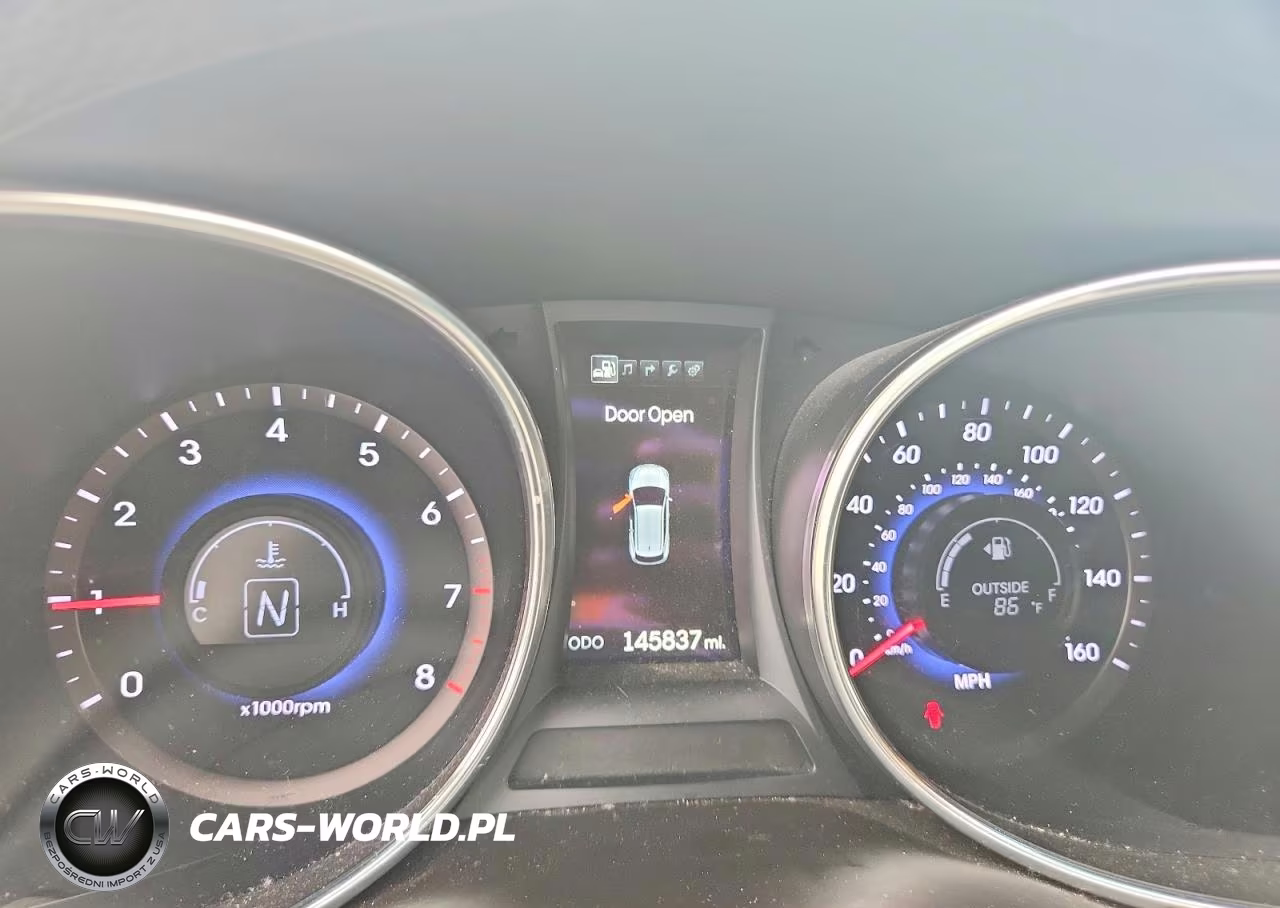 2015 Hyundai Santa Fe Sport 2.4L VIN:5XYZU3LB6FG247469 - 9