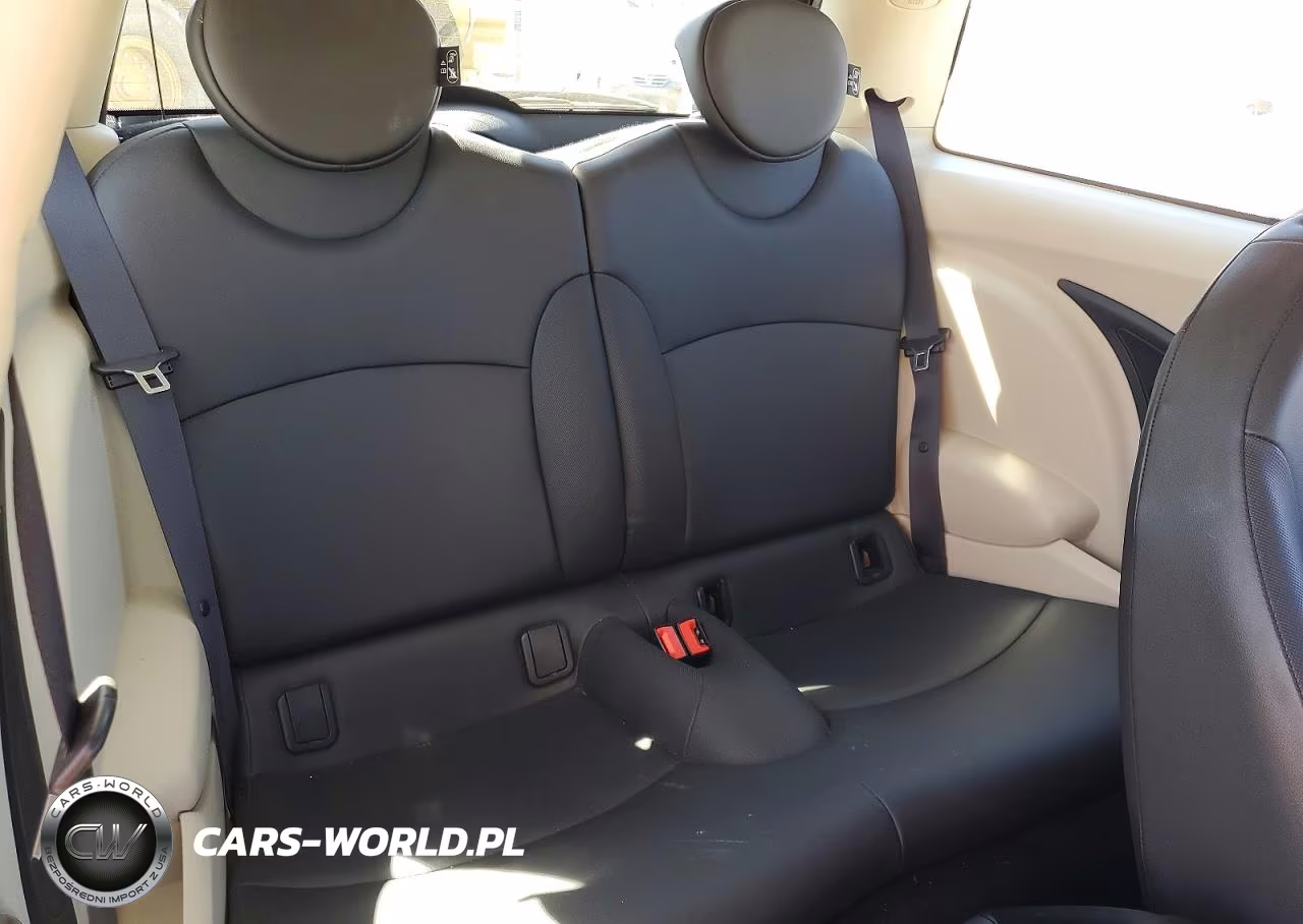 2012 Mini Cooper VIN:WMWSU3C59CT256028 - 10