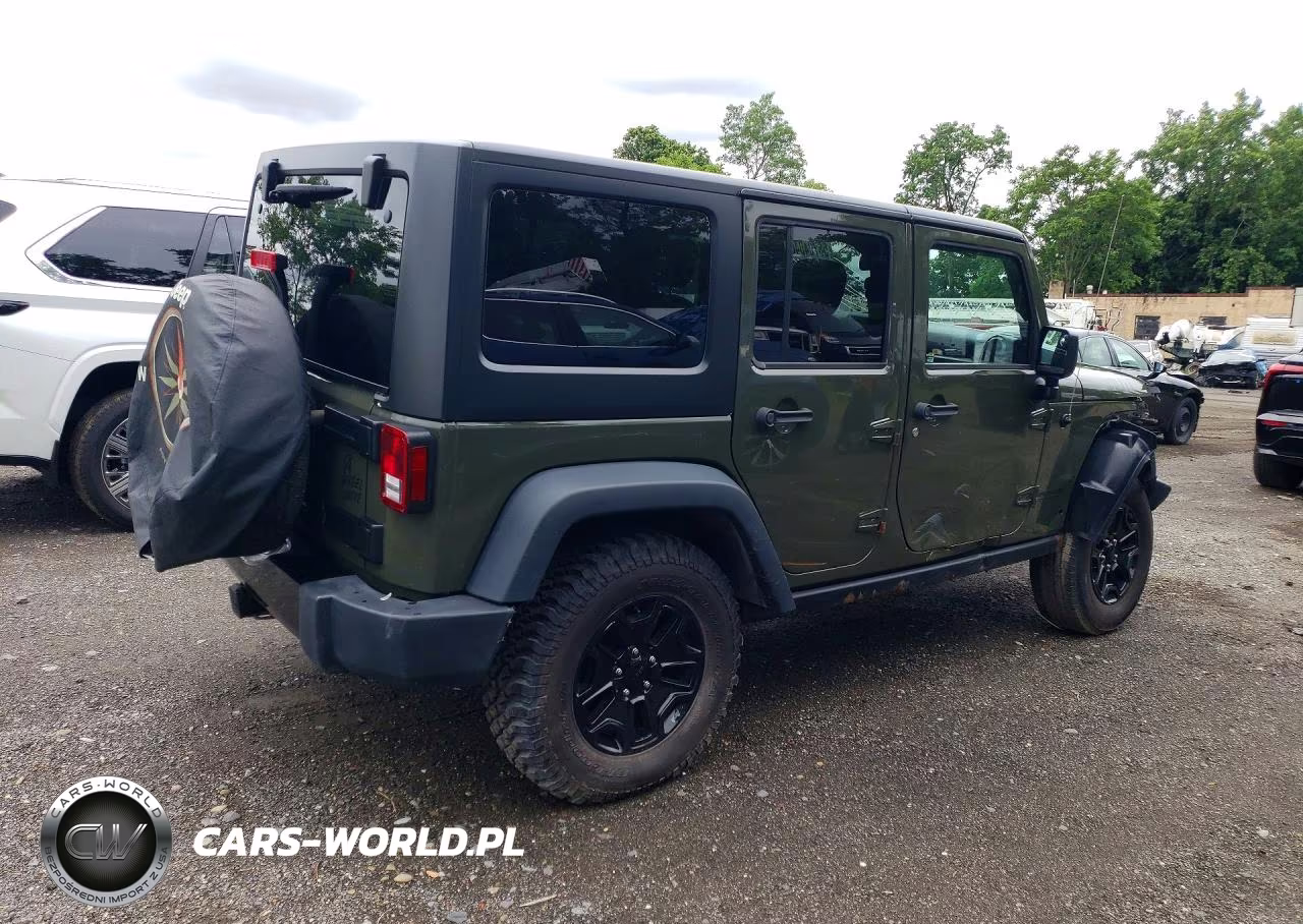 2016 Jeep Wrangler Unlimited Sport VIN:1C4BJWDG3GL107939 - 3