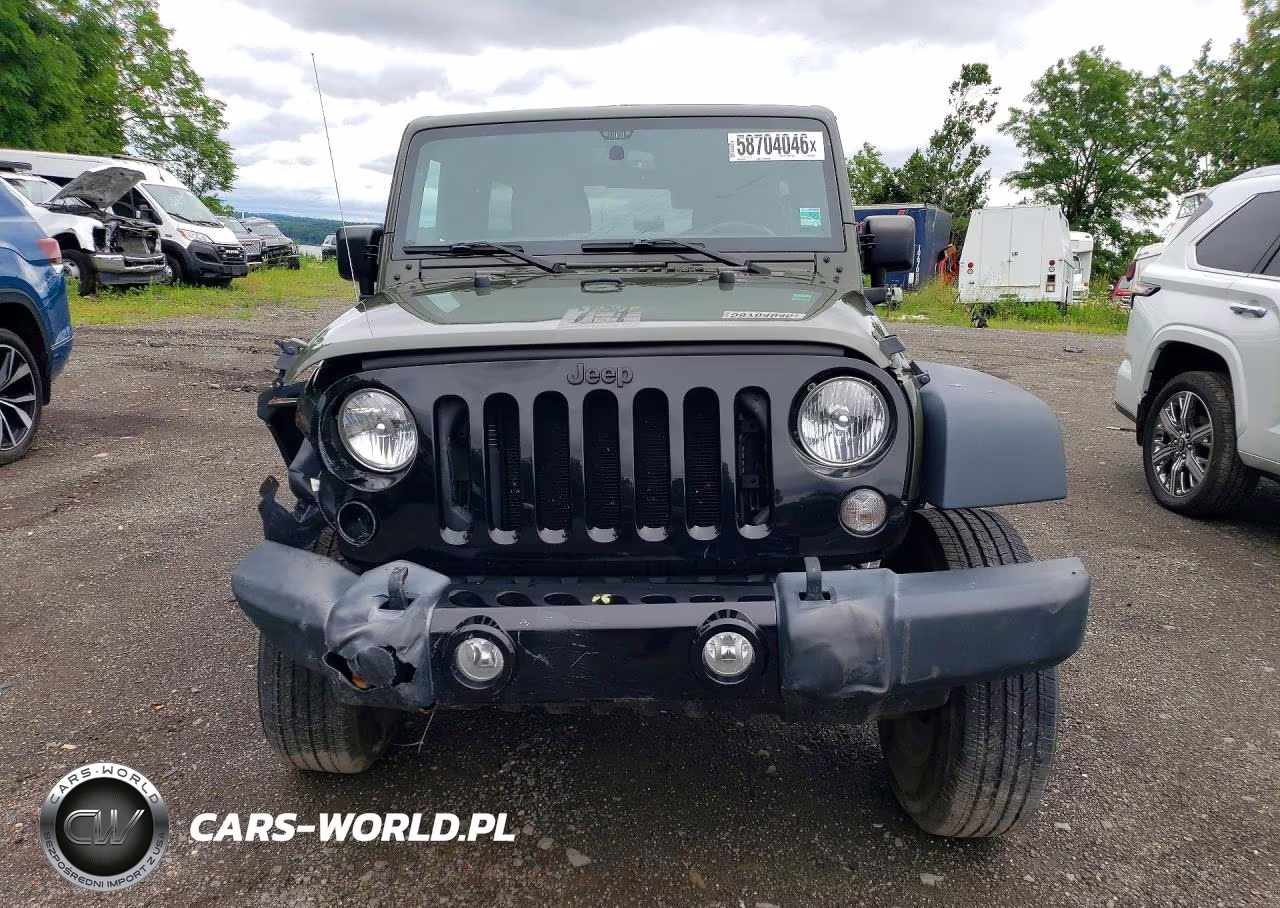 2016 Jeep Wrangler Unlimited Sport VIN:1C4BJWDG3GL107939 - 5