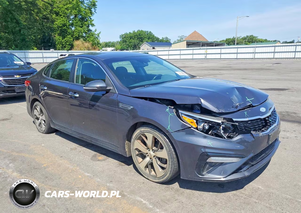 2019 Kia Optima S VIN:5XXGT4L39KG321958 - 4