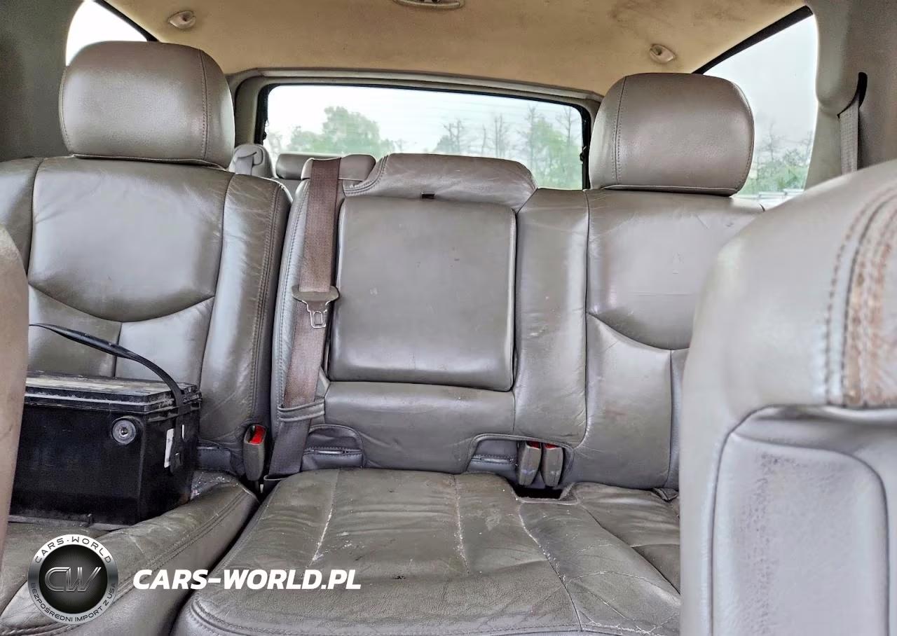 2003 Chevrolet Tahoe K1500 VIN:1GNEK13Z53J118454 - 10