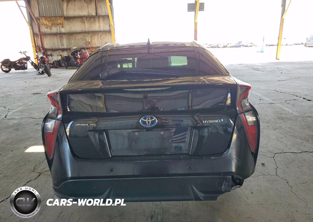 2017 Toyota Prius Three Touring VIN:JTDKARFU6H3045555 - 6