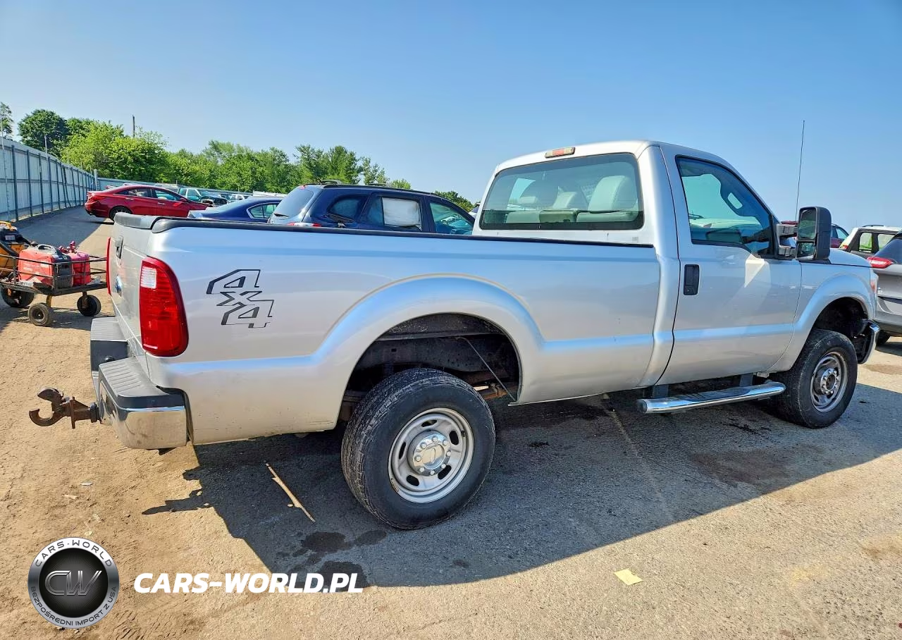 2011 Ford F250 Super Duty VIN:1FTBF2B68BEB17240 - 3