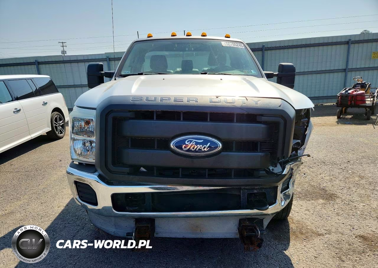2011 Ford F250 Super Duty VIN:1FTBF2B68BEB17240 - 5