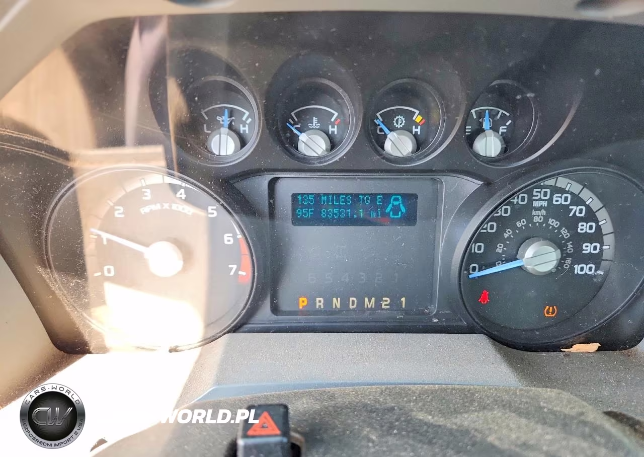 2011 Ford F250 Super Duty VIN:1FTBF2B68BEB17240 - 9