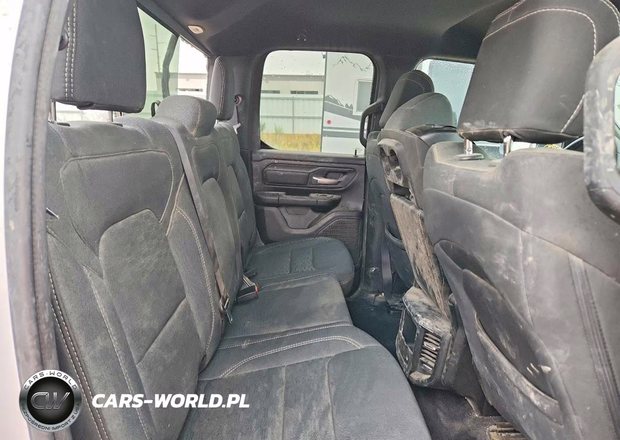 2025 Ram 1500 Tradesman VIN:1C6RRFCG7SN554562 - 10