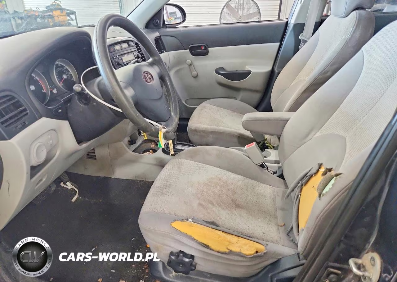 2009 Hyundai Accent Gls VIN:KMHCN46C09U381874 - 7