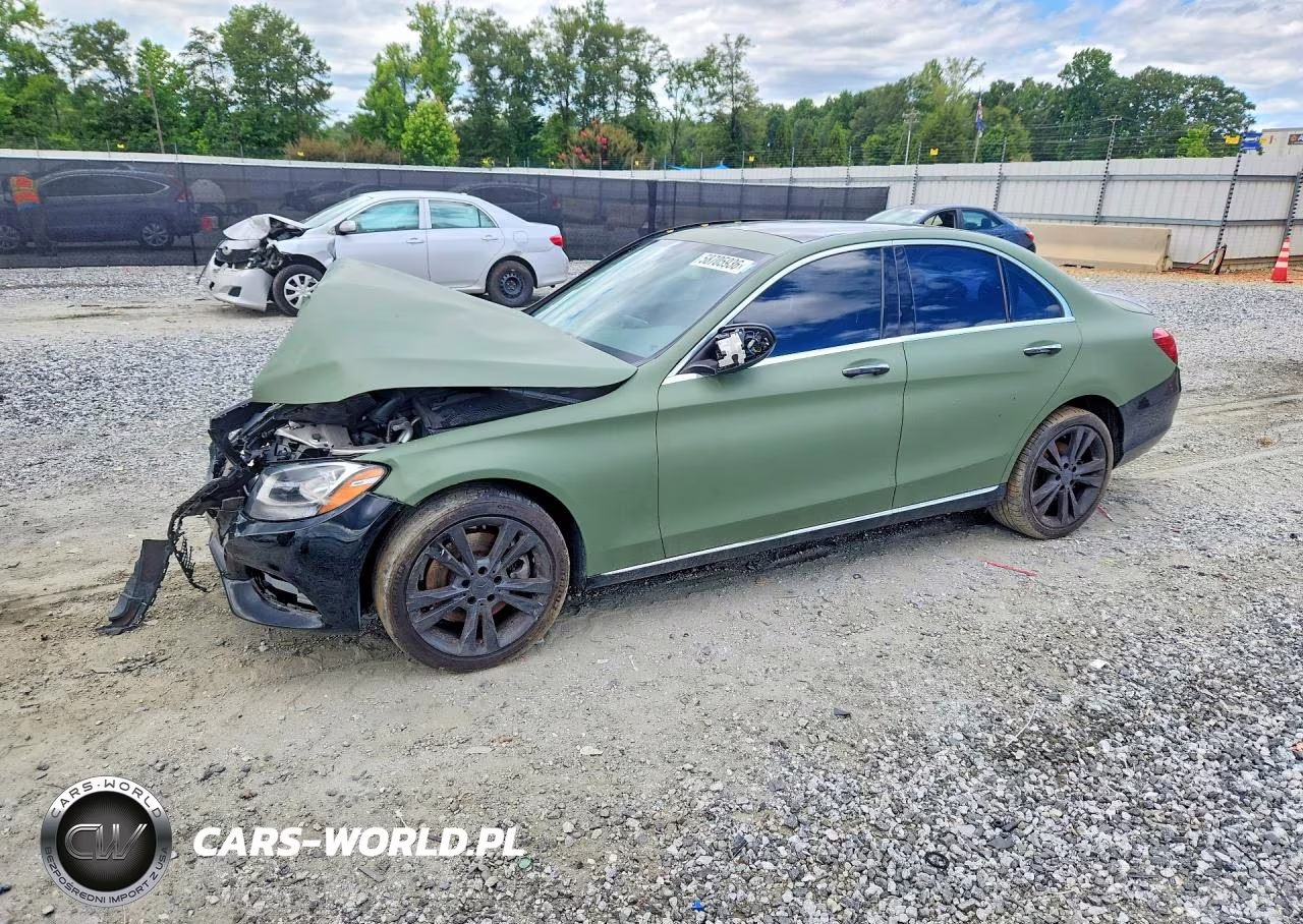 2016 Mercedes-Benz C 300 4Matic – zdjęcie 1 z 12