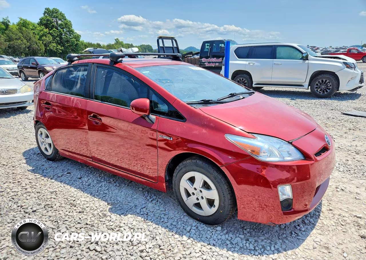 2011 Toyota Prius Three VIN:JTDKN3DU2B5303957 - 4