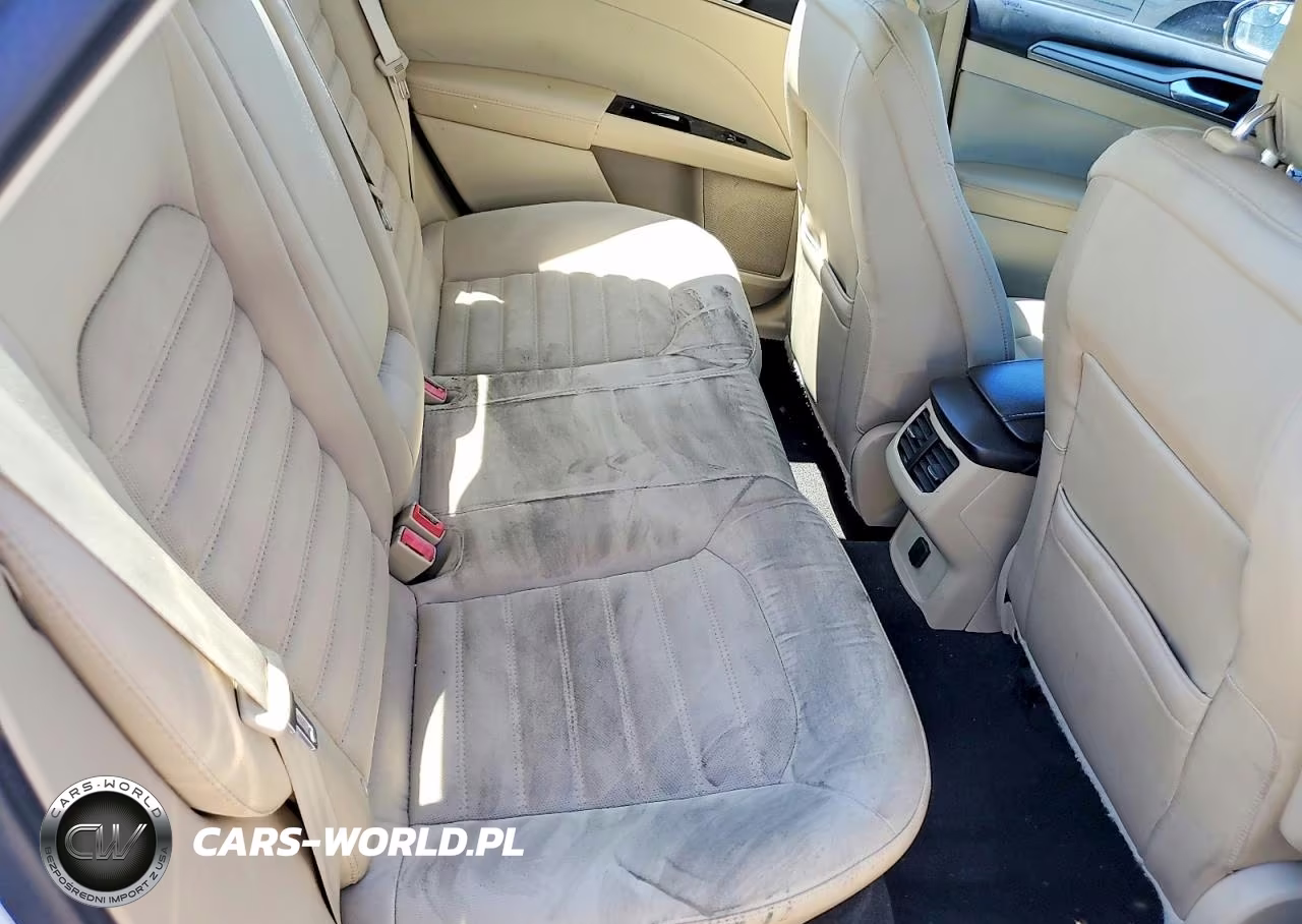 2015 Ford Fusion Se VIN:1FA6P0H79F5104950 - 10