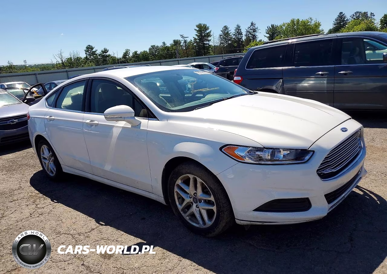 2015 Ford Fusion Se VIN:1FA6P0H79F5104950 - 4