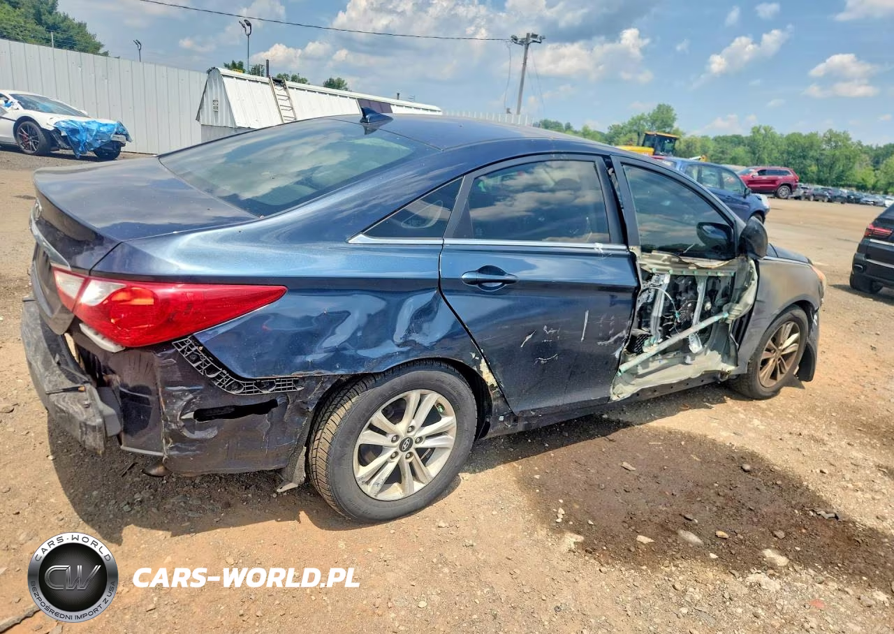 2013 Hyundai Sonata Gls VIN:5NPEB4AC8DH611287 - 3