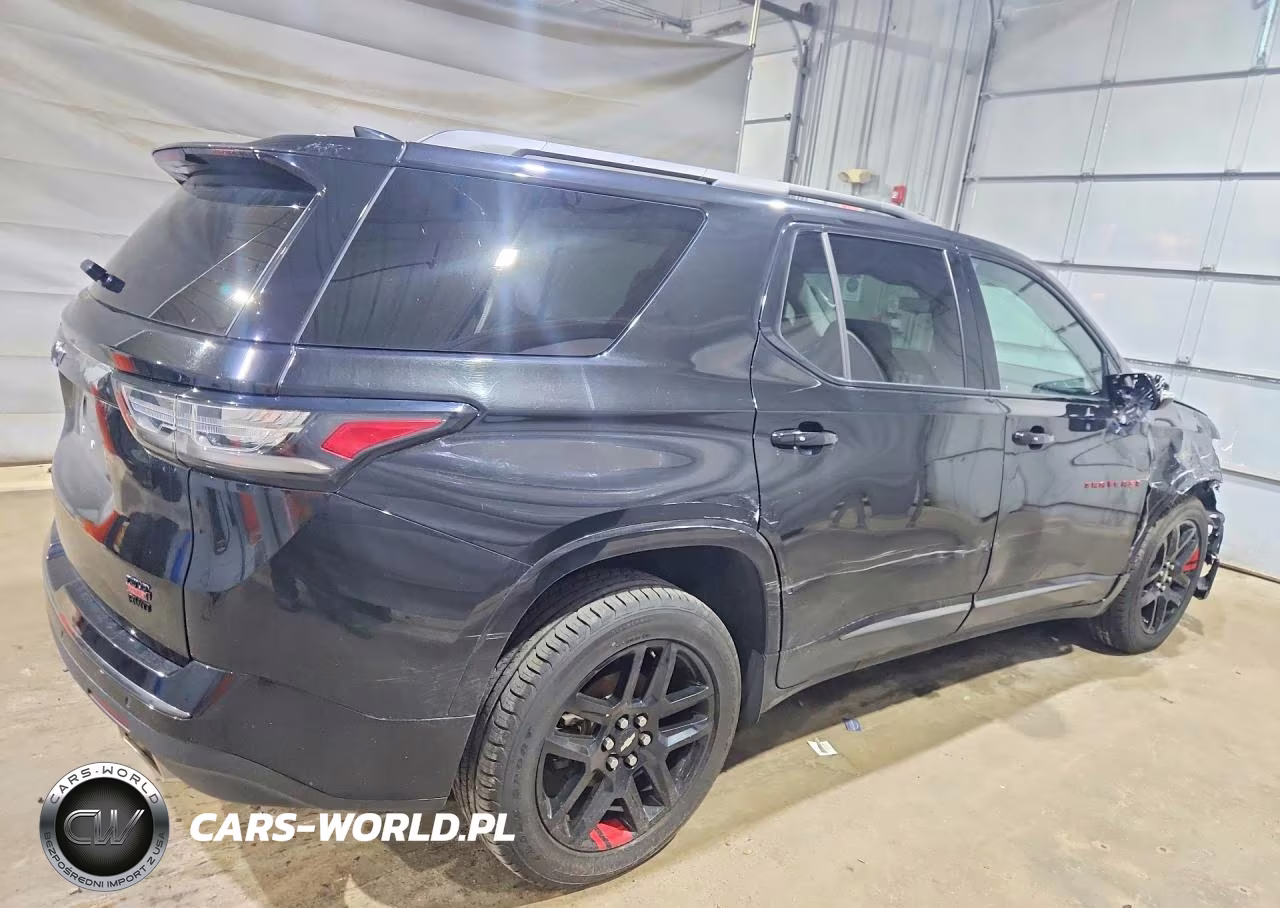 2019 Chevrolet Traverse Premier VIN:1GNEVKKW3KJ307235 - 3