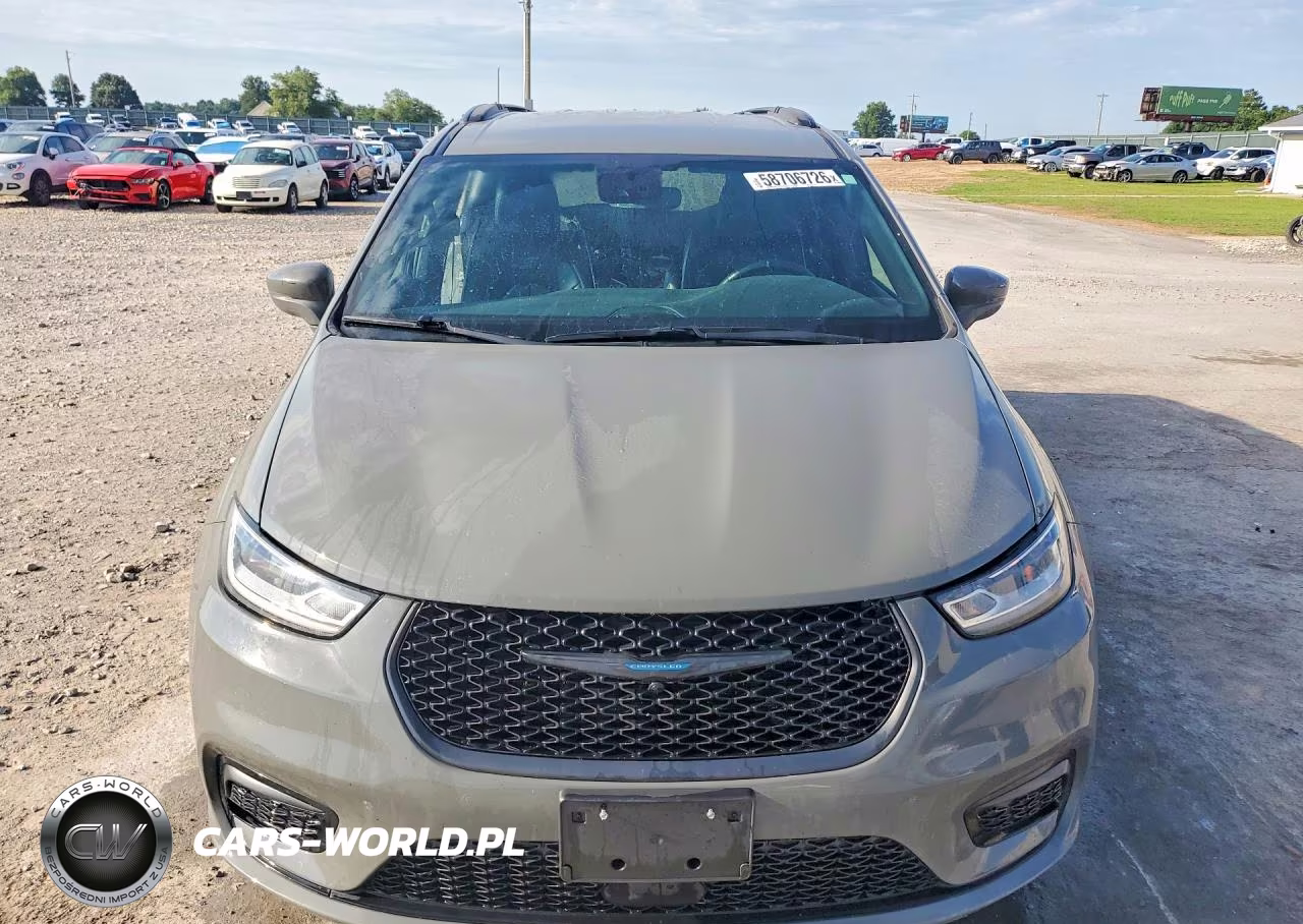 2021 Chrysler Pacifica Hybrid Limited VIN:2C4RC1S79MR586529 - 5