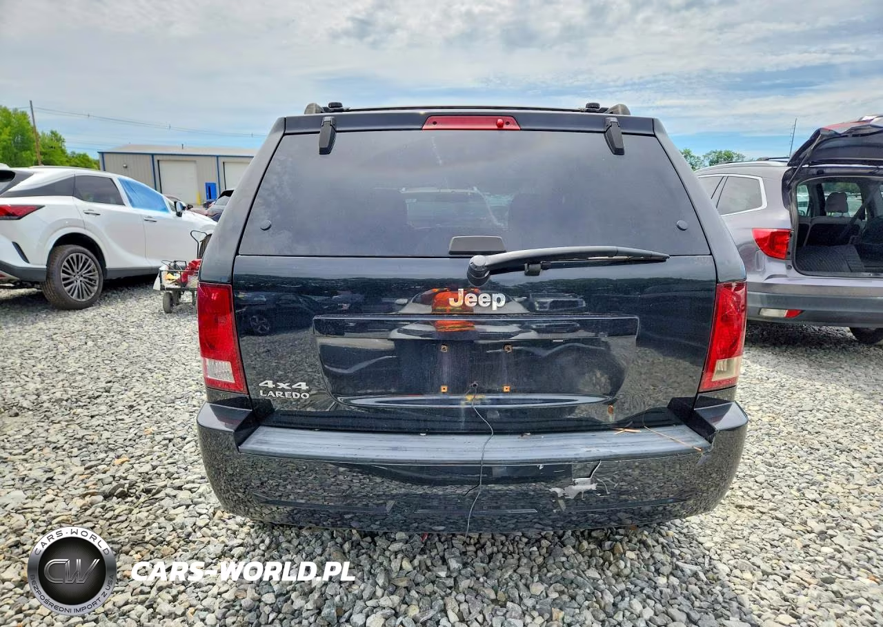 2010 Jeep Grand Cherokee Laredo VIN:1J4PR4GK2AC133856 - 6
