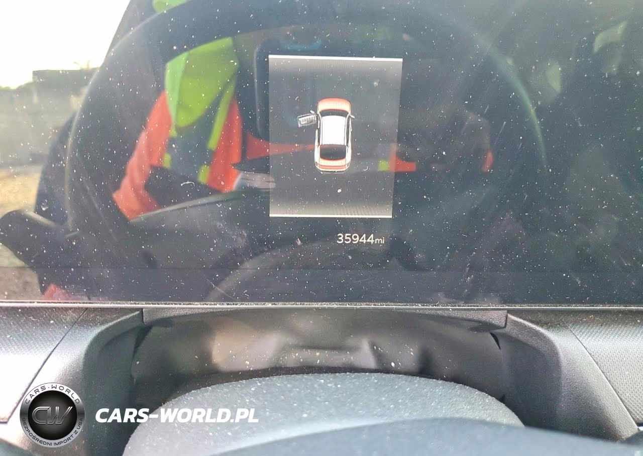 2025 Kia K4 Lxs VIN:3KPFT4DE5SE003811 - 9