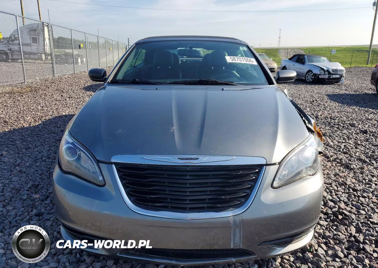 2012 Chrysler 200 S VIN:1C3BCBGG3CN321914 - 5