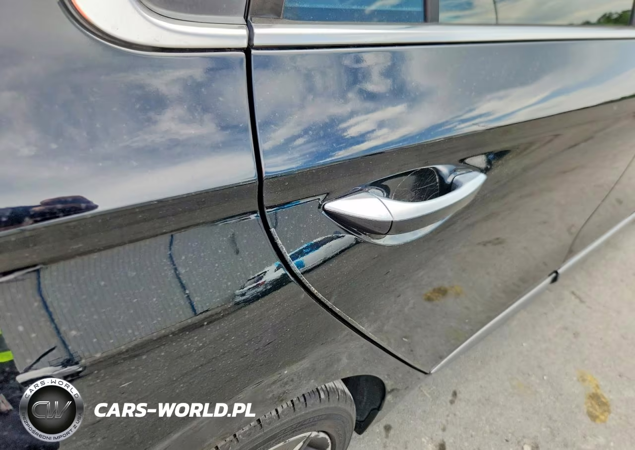 2018 Hyundai Ioniq Limited VIN:KMHC05LC1JU073142 - 10