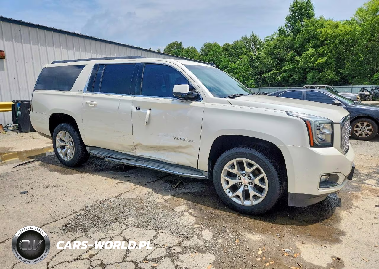 2015 GMC Yukon Xl C1500 Slt VIN:1GKS1HKCXFR117668 - 4