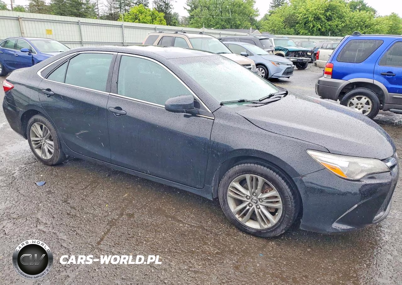 2016 Toyota Camry Se VIN:4T1BF1FK8GU542077 - 4