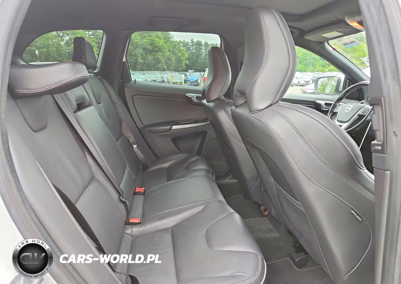 2016 Volvo Xc60 T6 R-Design Platinum VIN:YV4902RS6G2781304 - 11