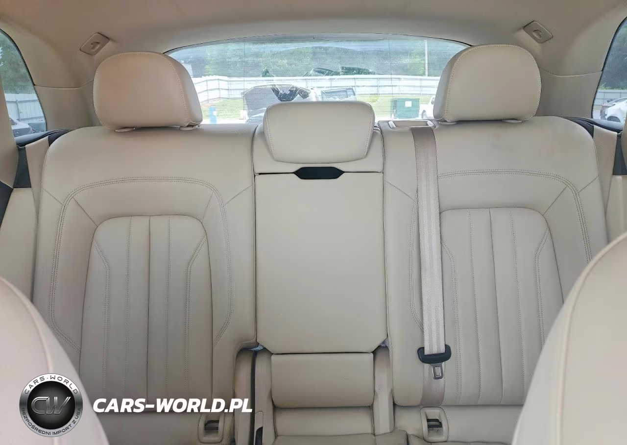 2019 Audi Q5 Premium VIN:WA1ANAFY7K2122963 - 10
