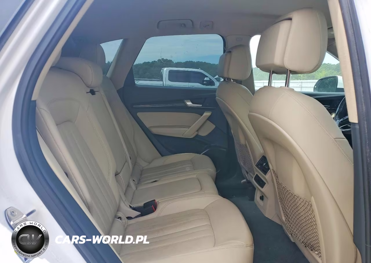 2019 Audi Q5 Premium VIN:WA1ANAFY7K2122963 - 11