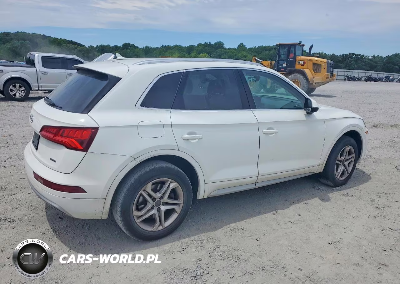 2019 Audi Q5 Premium VIN:WA1ANAFY7K2122963 - 3