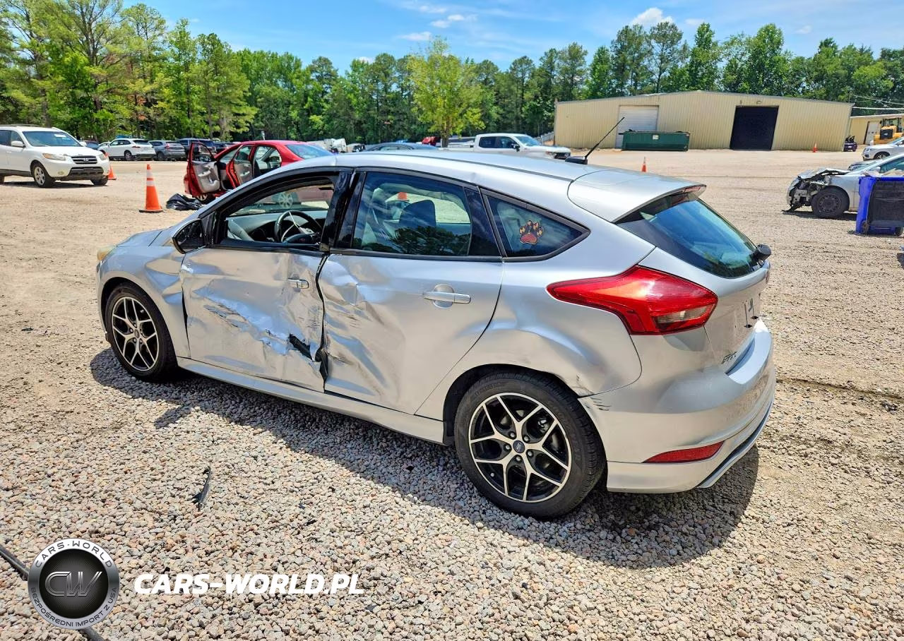 2016 Ford Focus Se VIN:1FADP3K28GL402862 - 2