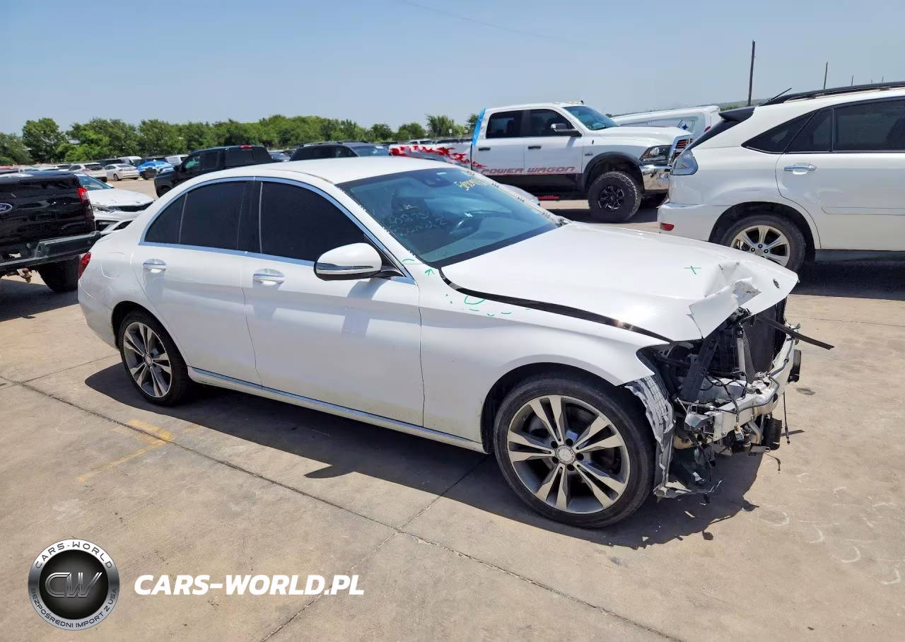2017 Mercedes-Benz C 300 4Matic VIN:55SWF4KB8HU205897 - 4
