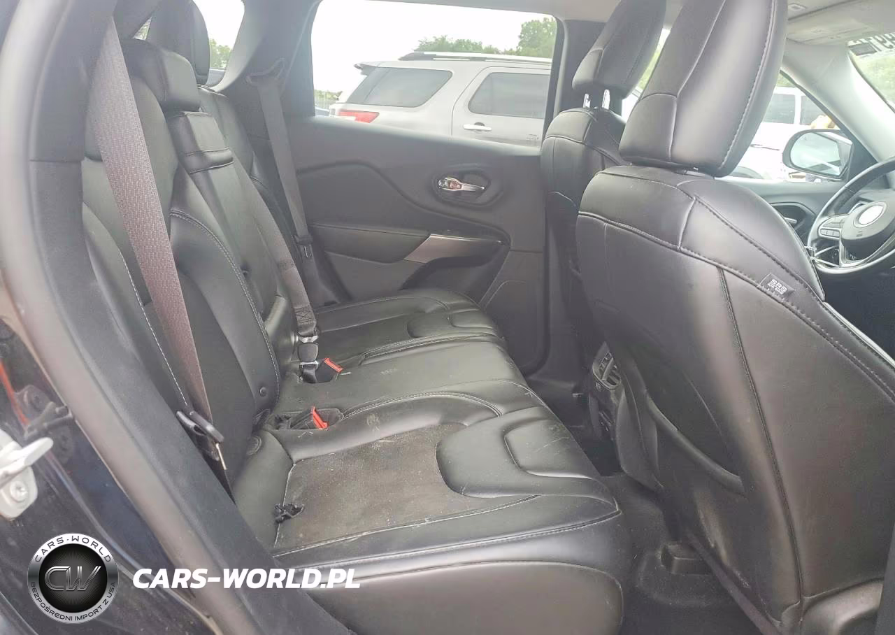 2019 Jeep Cheeroke VIN:1C4PJMLB2KD261559 - 11