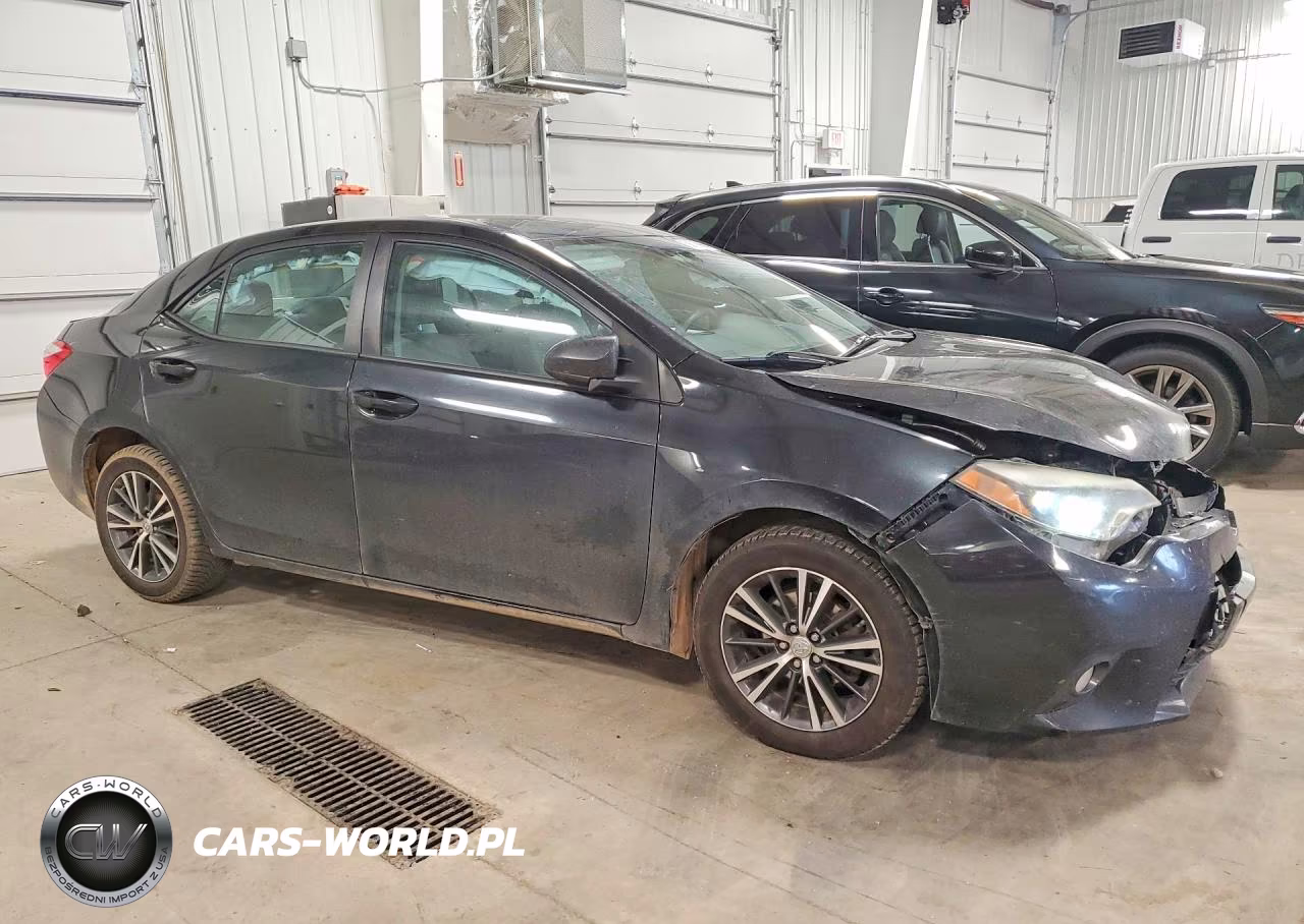 2016 Toyota Corolla Le Plus VIN:5YFBURHE6GP389423 - 4