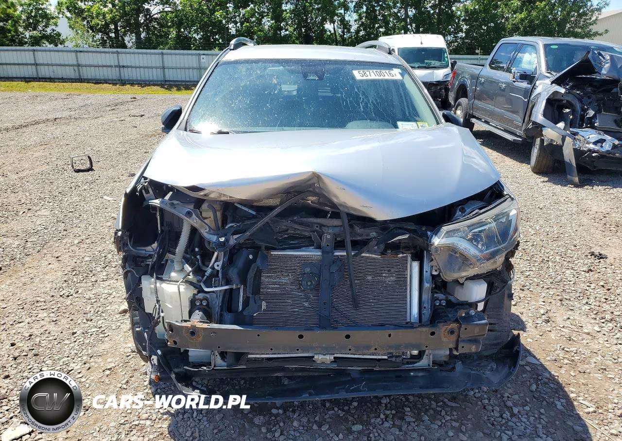 2018 Toyota Rav4 Le VIN:JTMBFREV3JD249046 - 5
