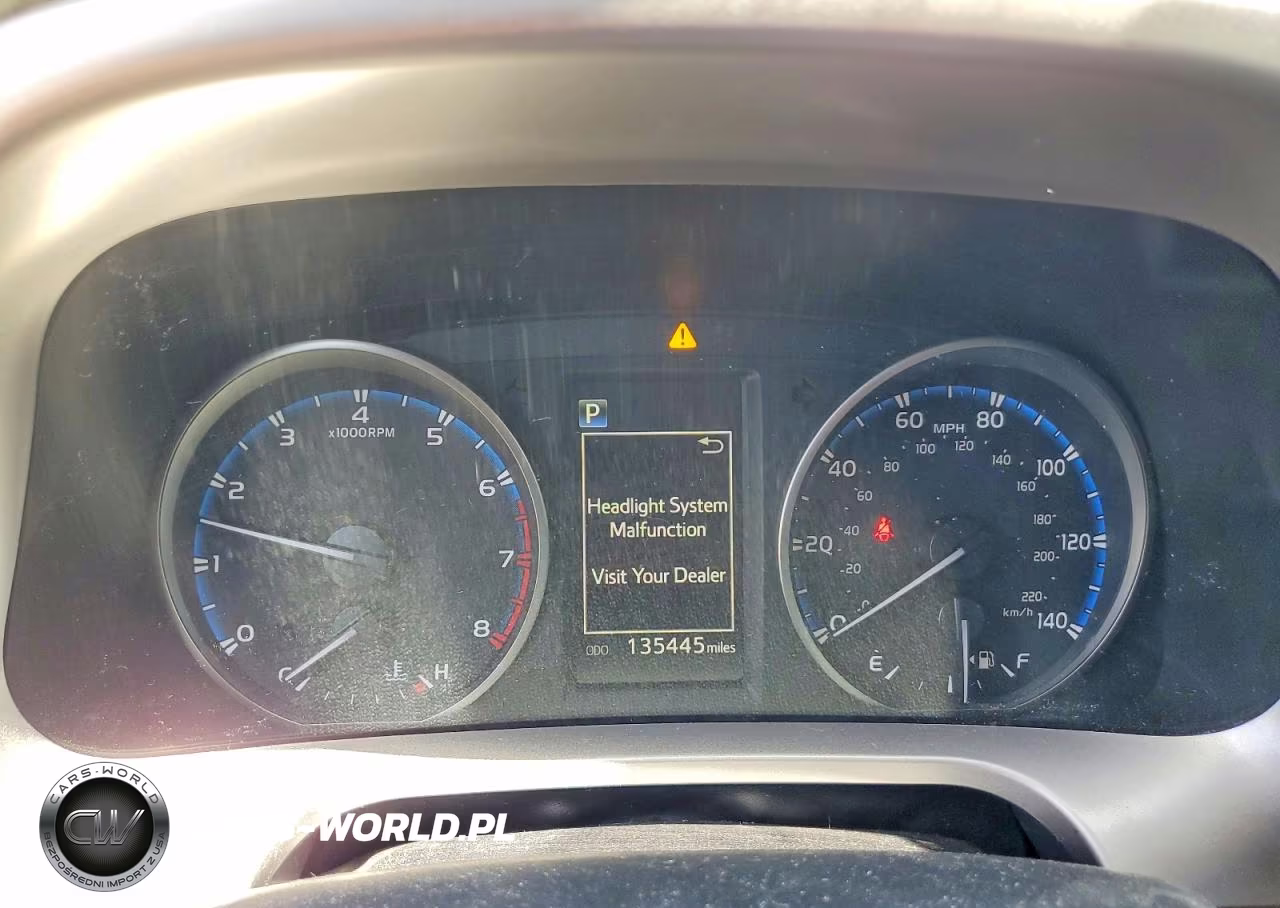 2018 Toyota Rav4 Le VIN:JTMBFREV3JD249046 - 9