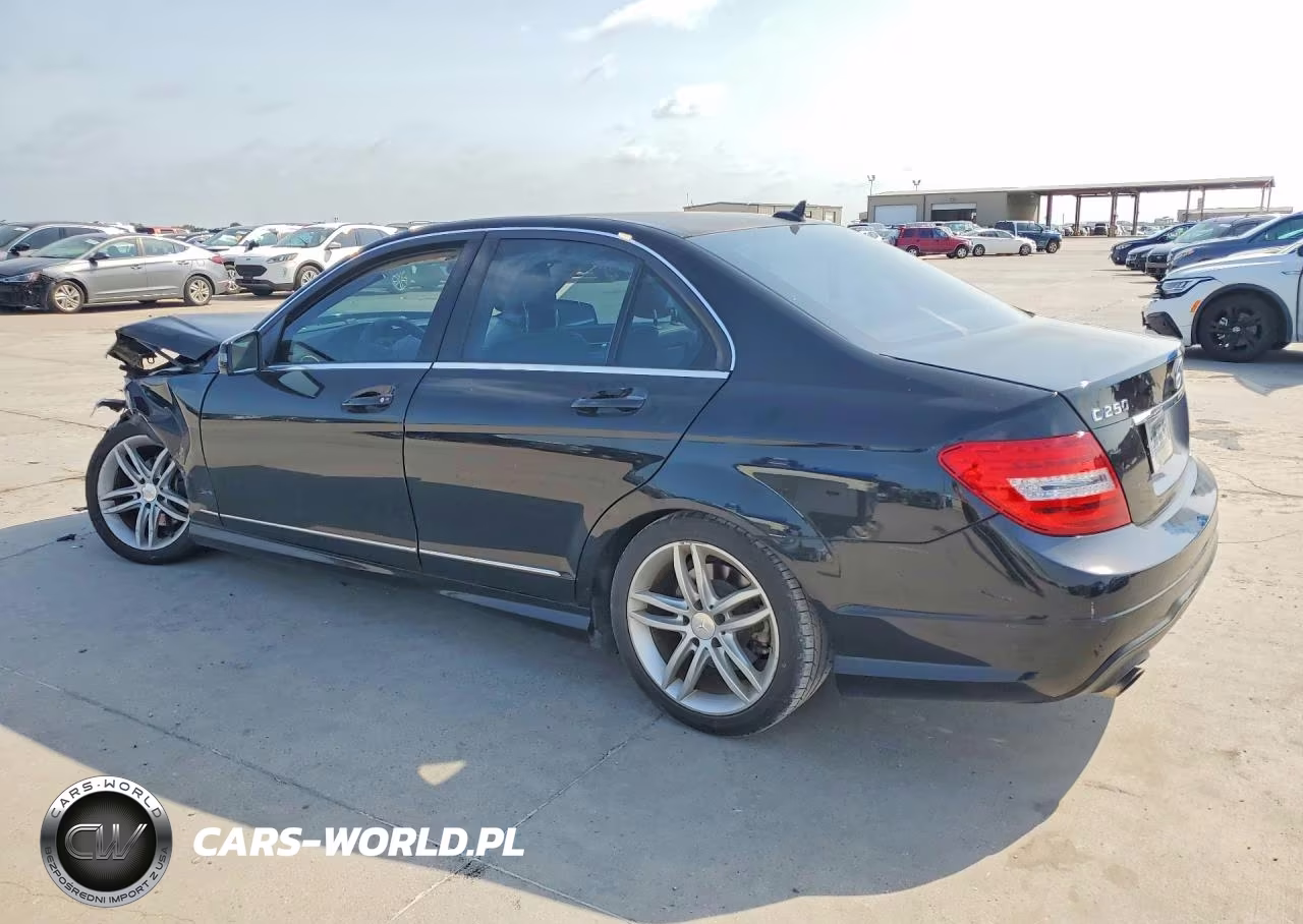 2013 Mercedes-Benz C 250 VIN:WDDGF4HBXDA869897 - 2