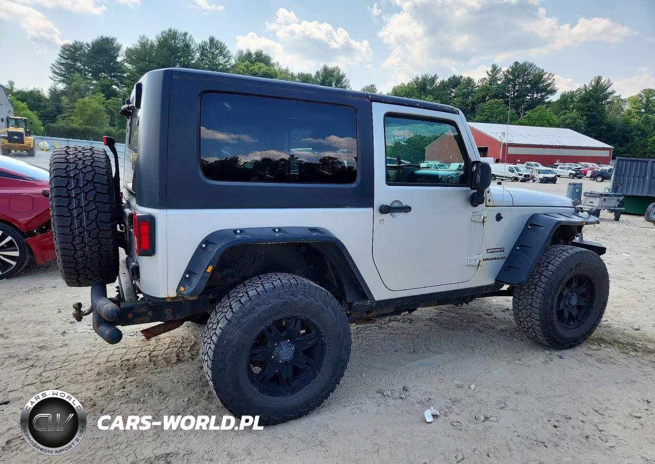 2010 Jeep Wrangler Sport VIN:1J4AA2D16AL229826 - 3